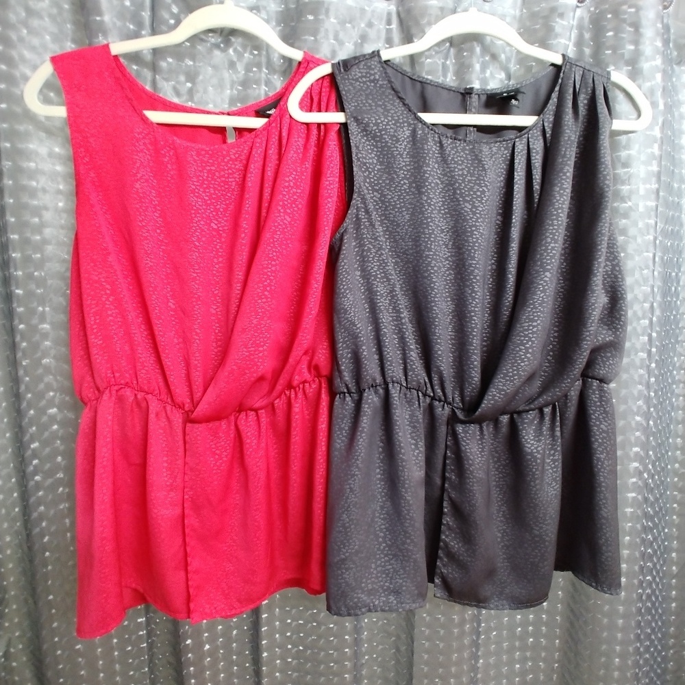Bundle of 2 sleeveless dressy tops L